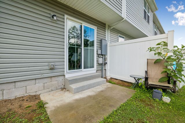 1612 Mountain Ash Ln, Antioch, TN 37013