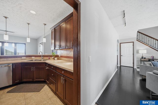 9212 S 29th Street, Lincoln, NE 68516