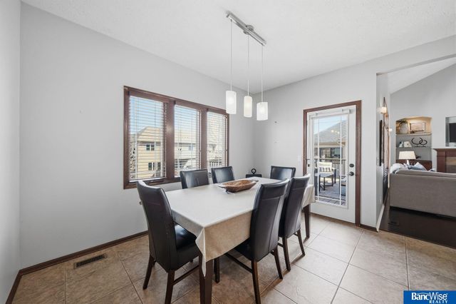 9212 S 29th Street, Lincoln, NE 68516