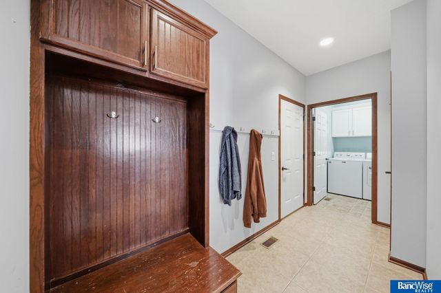 9212 S 29th Street, Lincoln, NE 68516