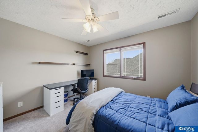 9212 S 29th Street, Lincoln, NE 68516