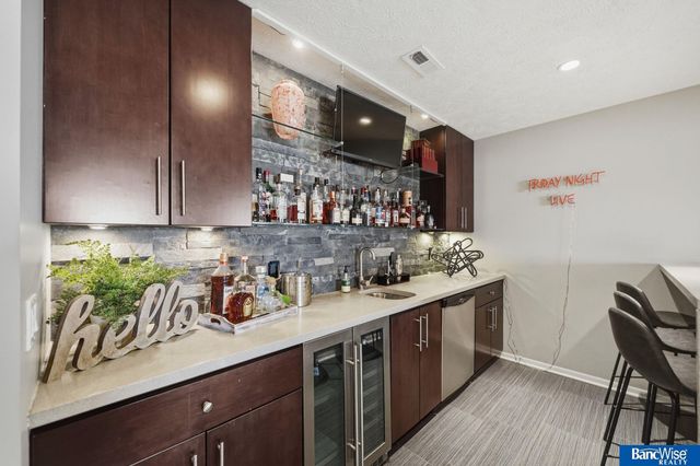 9212 S 29th Street, Lincoln, NE 68516