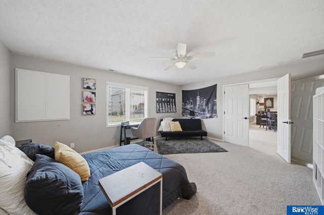 9212 S 29th Street, Lincoln, NE 68516