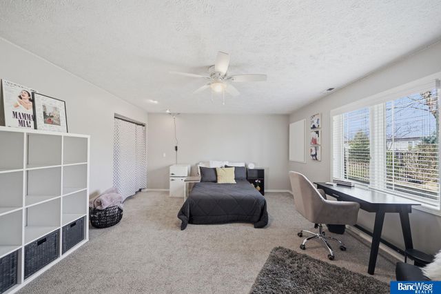 9212 S 29th Street, Lincoln, NE 68516