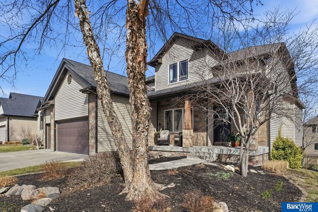 9212 S 29th Street, Lincoln, NE 68516