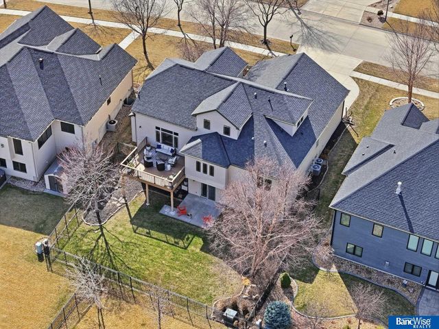 9212 S 29th Street, Lincoln, NE 68516