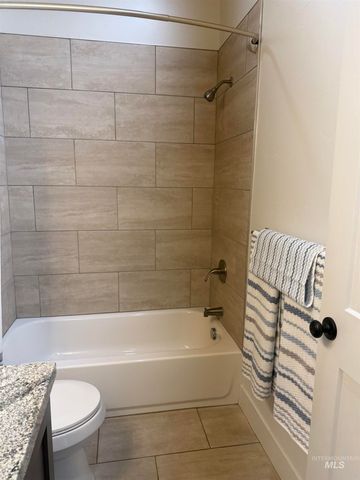 1011 Thunder Mountain St, Kimberly, ID 83341