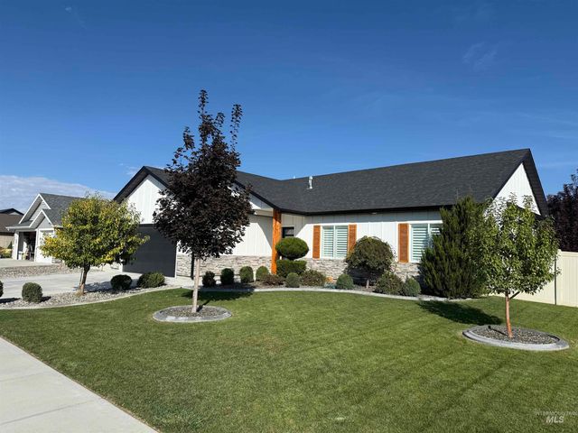 1011 Thunder Mountain St, Kimberly, ID 83341