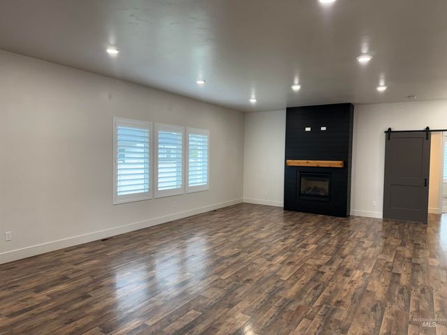 1011 Thunder Mountain St, Kimberly, ID 83341