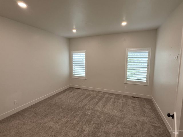 1011 Thunder Mountain St, Kimberly, ID 83341