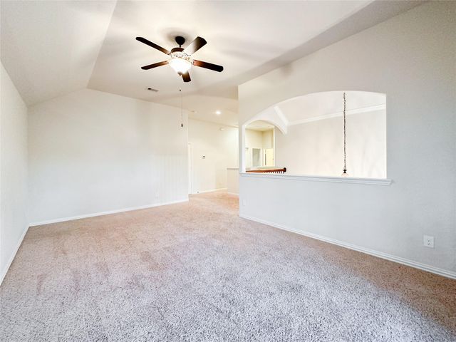 110 S Sawbridge Circle, Spring, TX 77389