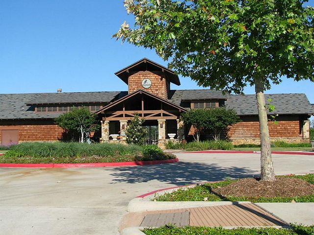 110 S Sawbridge Circle, Spring, TX 77389