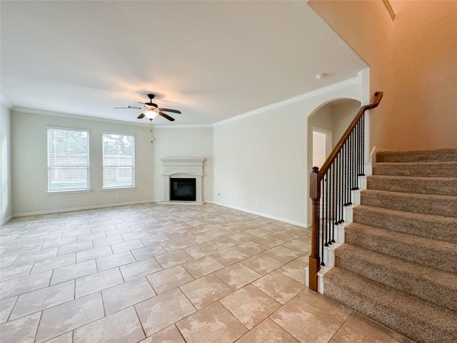 110 S Sawbridge Circle, Spring, TX 77389