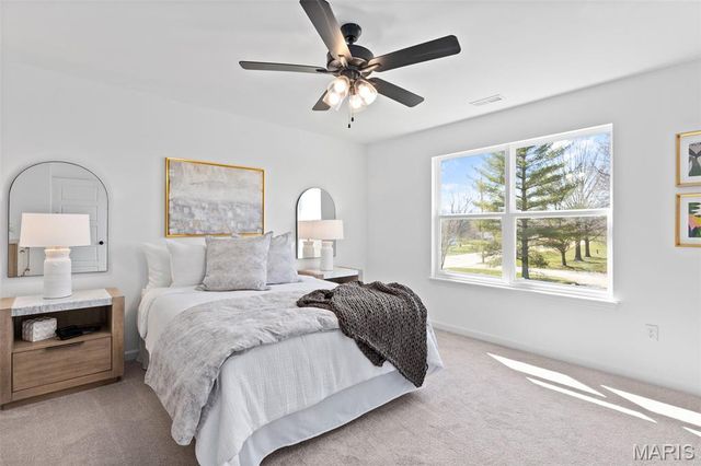 2 Sterling at River Bluffs Manors, Florissant, MO 63031