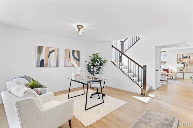 2 Sterling at River Bluffs Manors, Florissant, MO 63031