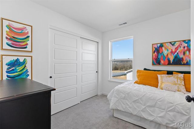2 Sterling at River Bluffs Manors, Florissant, MO 63031