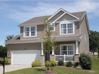 2 Sterling at River Bluffs Manors, Florissant, MO 63031