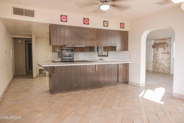 11291 N DYSART Road, El Mirage, AZ 85335