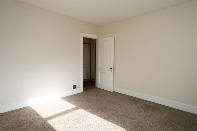 906 Benton Avenue, Janesville, WI 53545