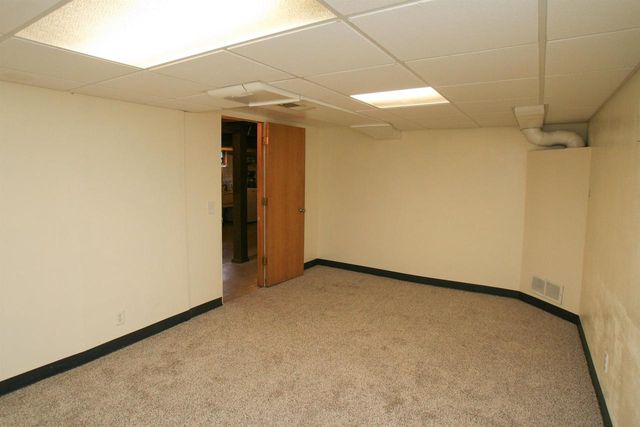 906 Benton Avenue, Janesville, WI 53545