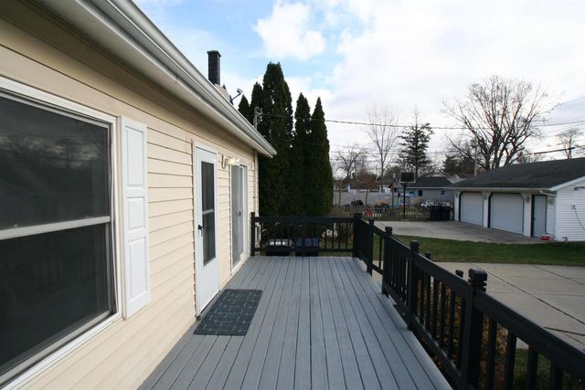 906 Benton Avenue, Janesville, WI 53545