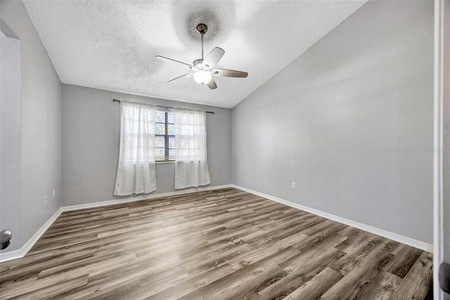 4239 BRENTWOOD PARK CIRCLE, Tampa, FL 33624