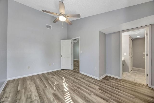 4239 BRENTWOOD PARK CIRCLE, Tampa, FL 33624