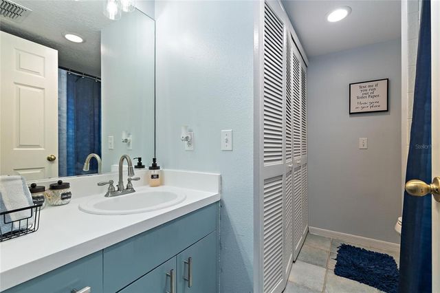 4239 BRENTWOOD PARK CIRCLE, Tampa, FL 33624