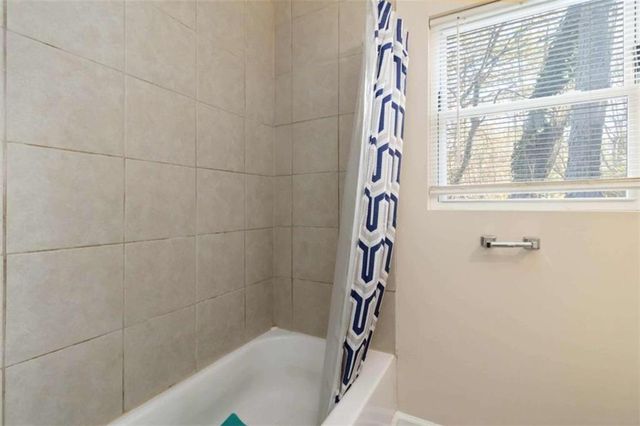 2361 Swallow SE Circle, Atlanta, GA 30315