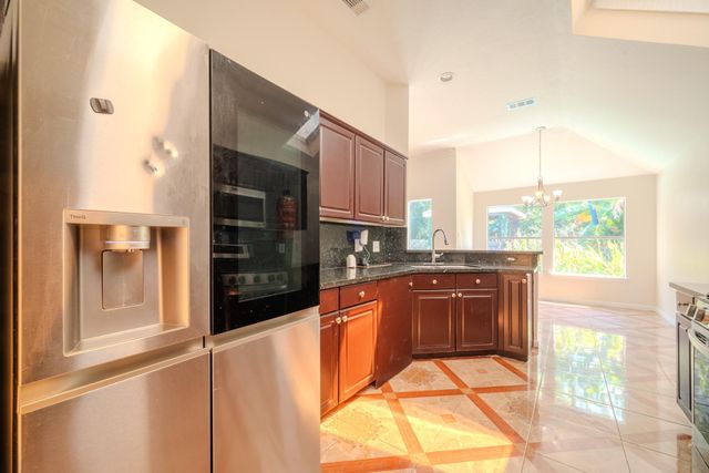 1411 Clear Valley Drive, Houston, TX 77014