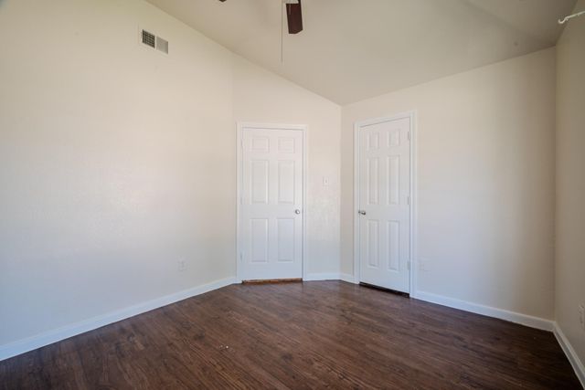 1411 Clear Valley Drive, Houston, TX 77014