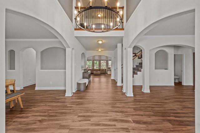 2414 Lakeway Drive, Friendswood, TX 77546