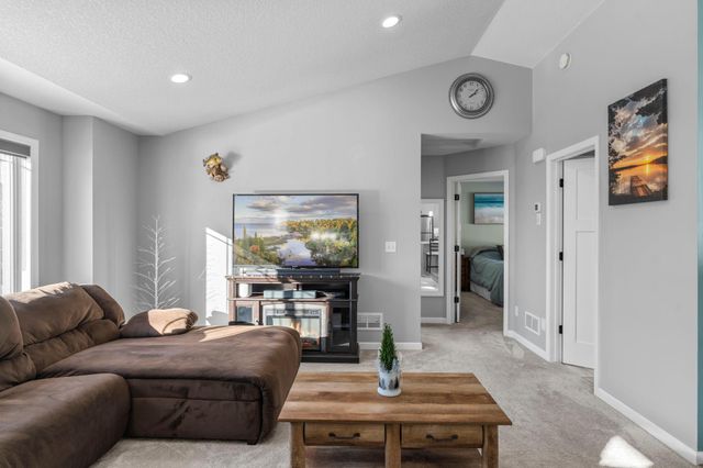 1572 Burg Avenue, Saint Paul, MN 55119