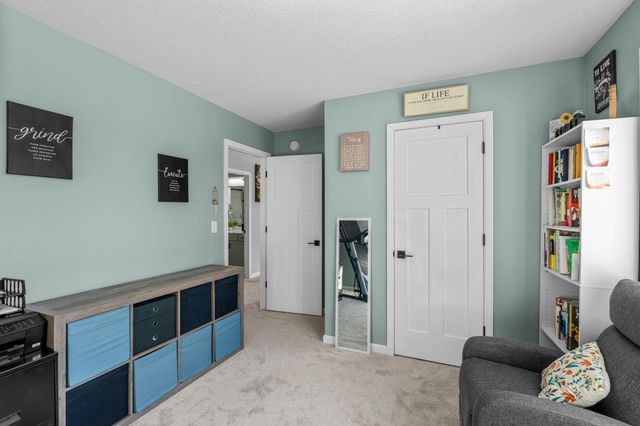 1572 Burg Avenue, Saint Paul, MN 55119