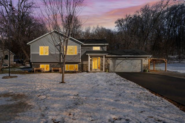 1572 Burg Avenue, Saint Paul, MN 55119