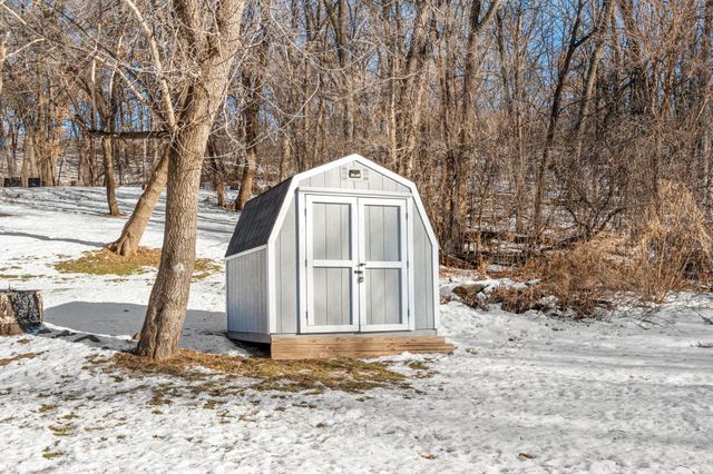 1572 Burg Avenue, Saint Paul, MN 55119