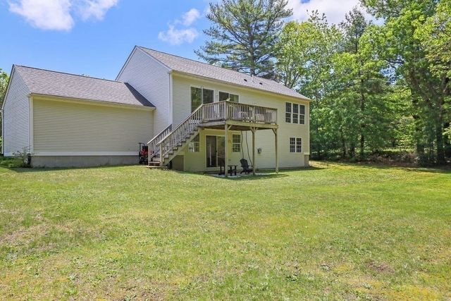 196 Raymond Rd, Plymouth, MA 02360