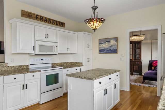 1024 N Clubhouse Ct, Franklin, TN 37067