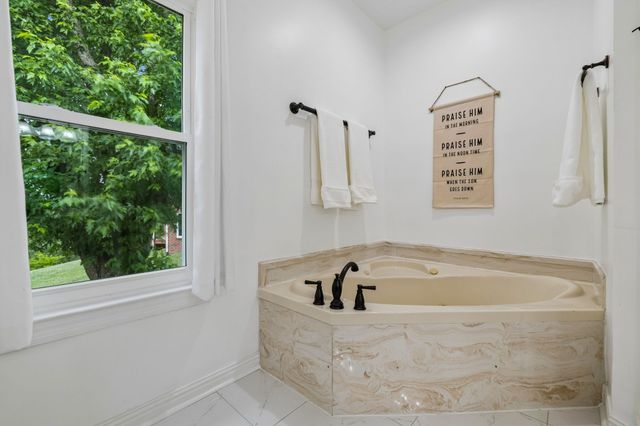 1024 N Clubhouse Ct, Franklin, TN 37067