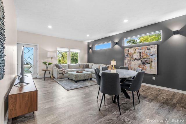 593 W Webster Avenue, Muskegon, MI 49440