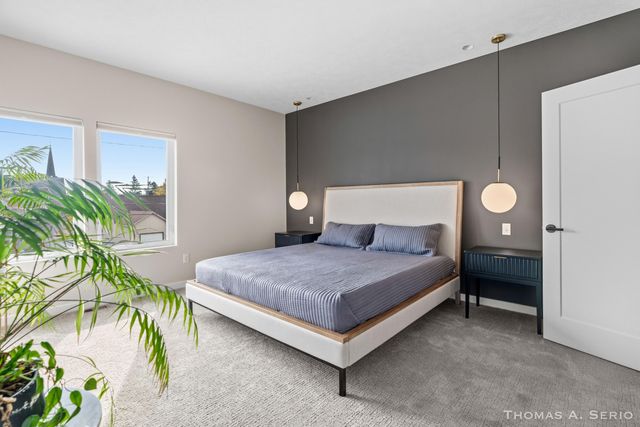 593 W Webster Avenue, Muskegon, MI 49440