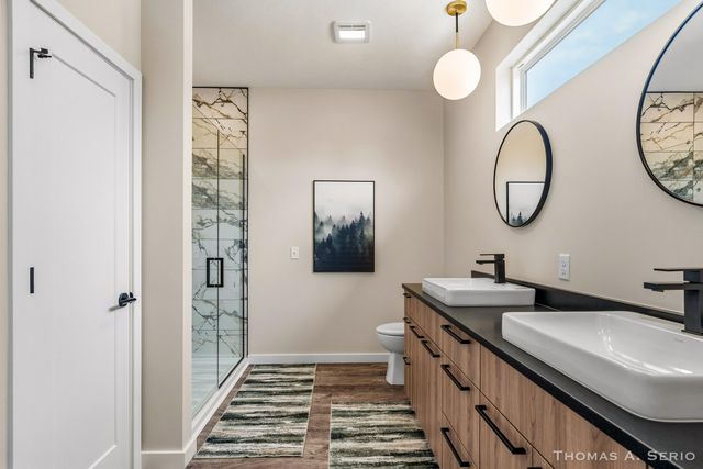 593 W Webster Avenue, Muskegon, MI 49440