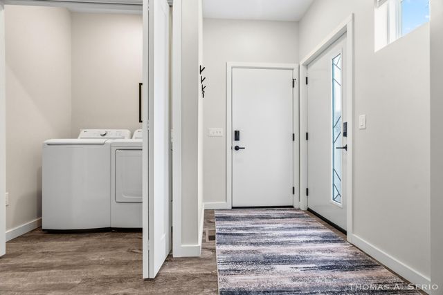 593 W Webster Avenue, Muskegon, MI 49440