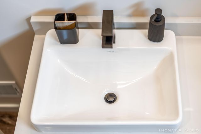 593 W Webster Avenue, Muskegon, MI 49440