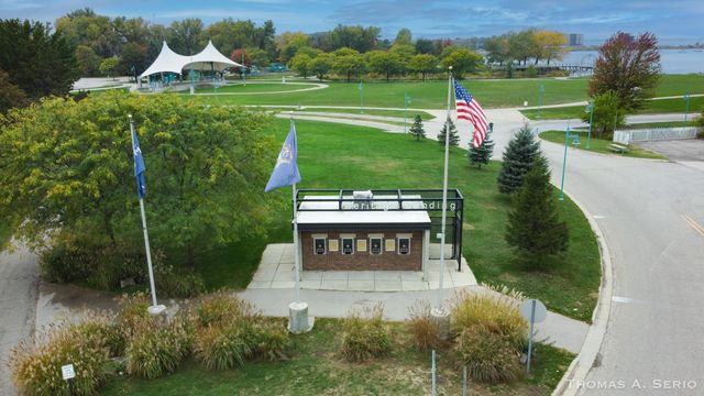 593 W Webster Avenue, Muskegon, MI 49440