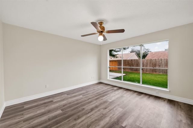 2106 Endicott Lane, Sugar Land, TX 77478