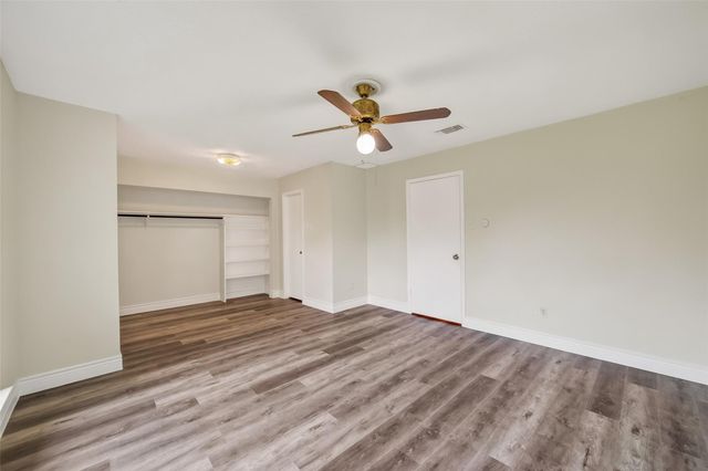 2106 Endicott Lane, Sugar Land, TX 77478