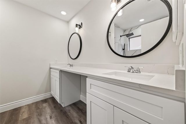 2106 Endicott Lane, Sugar Land, TX 77478