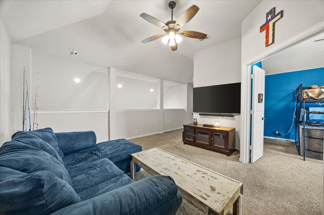 1129 Marigold Drive, Burleson, TX 76028