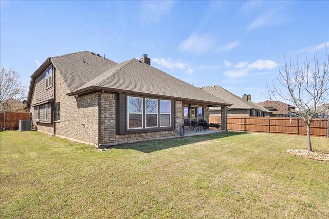 1129 Marigold Drive, Burleson, TX 76028